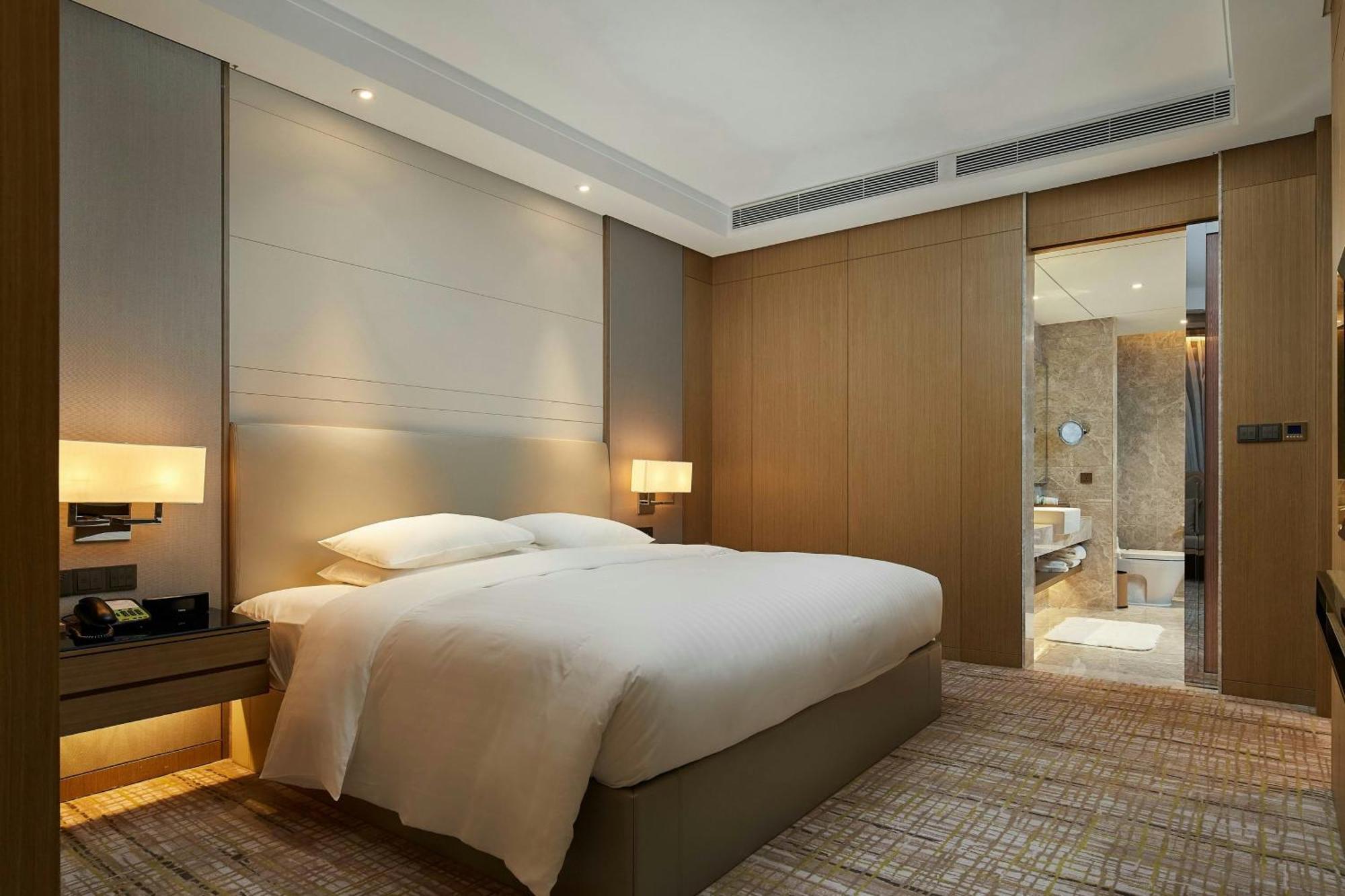 คอร์ตยาร์ด ซินฉาง Hotel Xinchang ภายนอก รูปภาพ